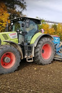 Saatbettbereitung und Aussaat 4 Foto MMissel Landwirt Sigmaringen